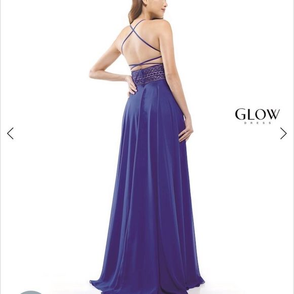 Glow Press Gown - Picture 3 of 5